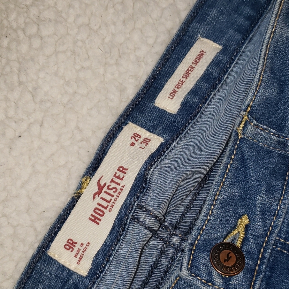 Hollister low rise skinny jeans